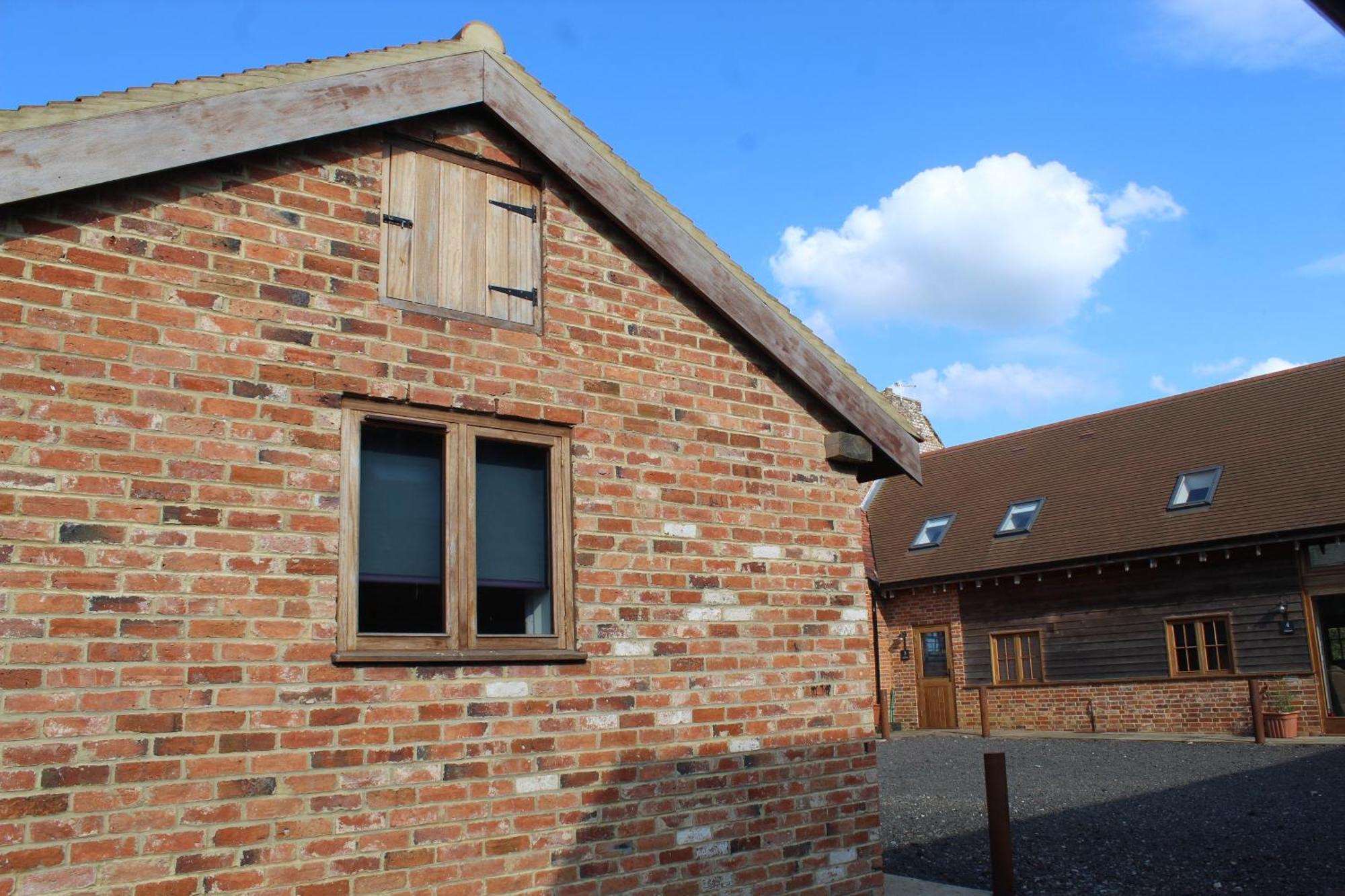 Parkfields Barns Self Catering Accommodation Бакингем Экстерьер фото