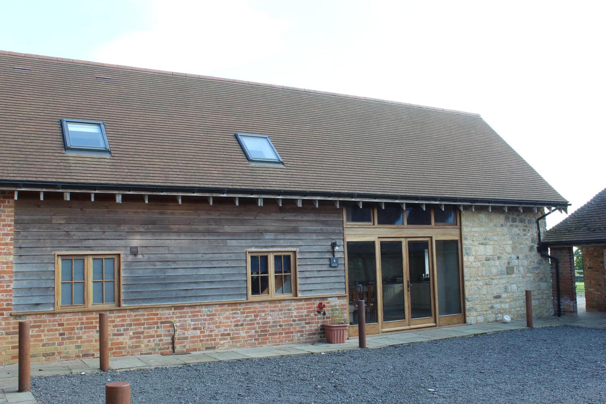 Parkfields Barns Self Catering Accommodation Бакингем Экстерьер фото